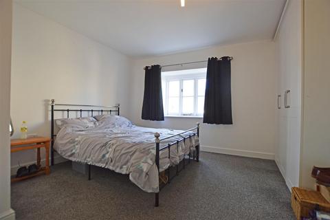 1 bedroom apartment for sale - St. Marys Street, Peterborough PE7