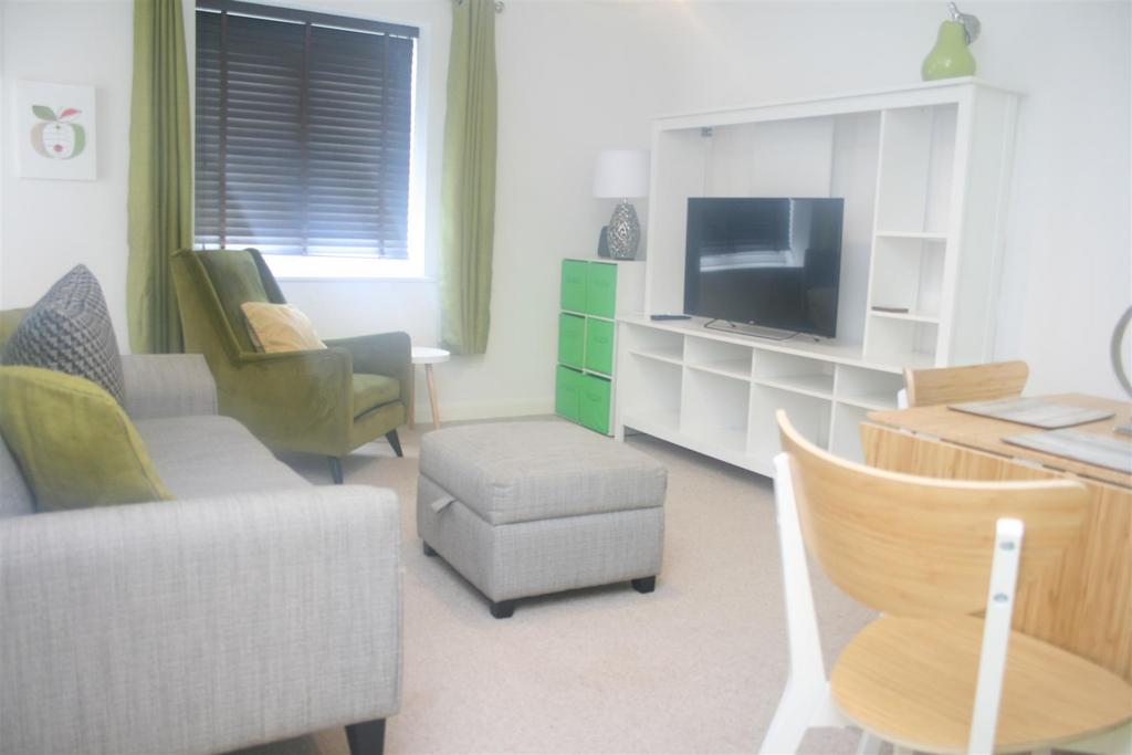 Poppleton Close, Coventry 2 bed apartment for sale £160,000