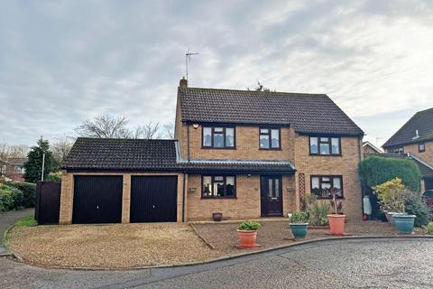 4 bedroom detached house for sale, Stonebridge, Peterborough PE2