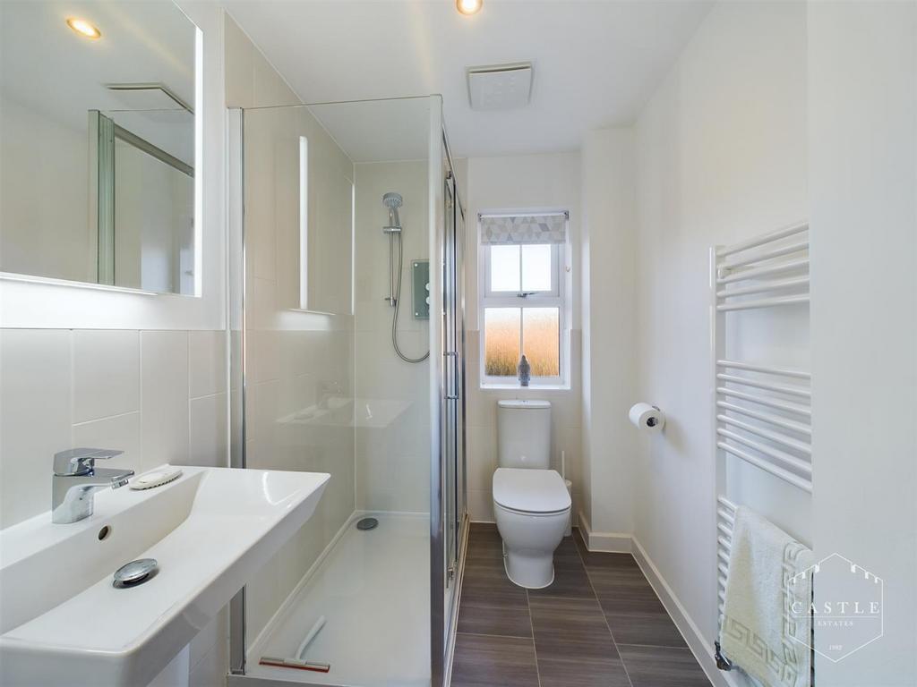 Ensuite shower room