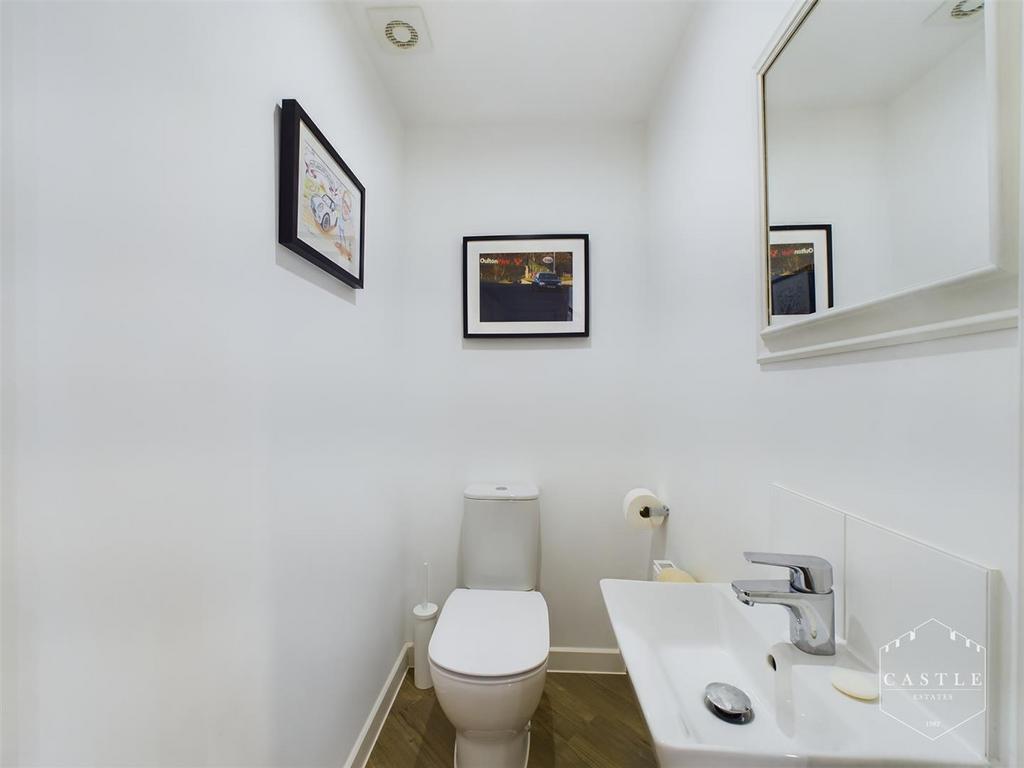 Guest cloakroom