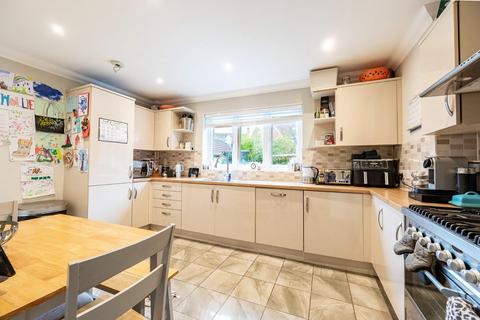 3 Birch Road, Dunmow, CM6 1TN