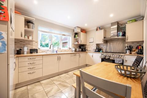 3 Birch Road, Dunmow, CM6 1TN