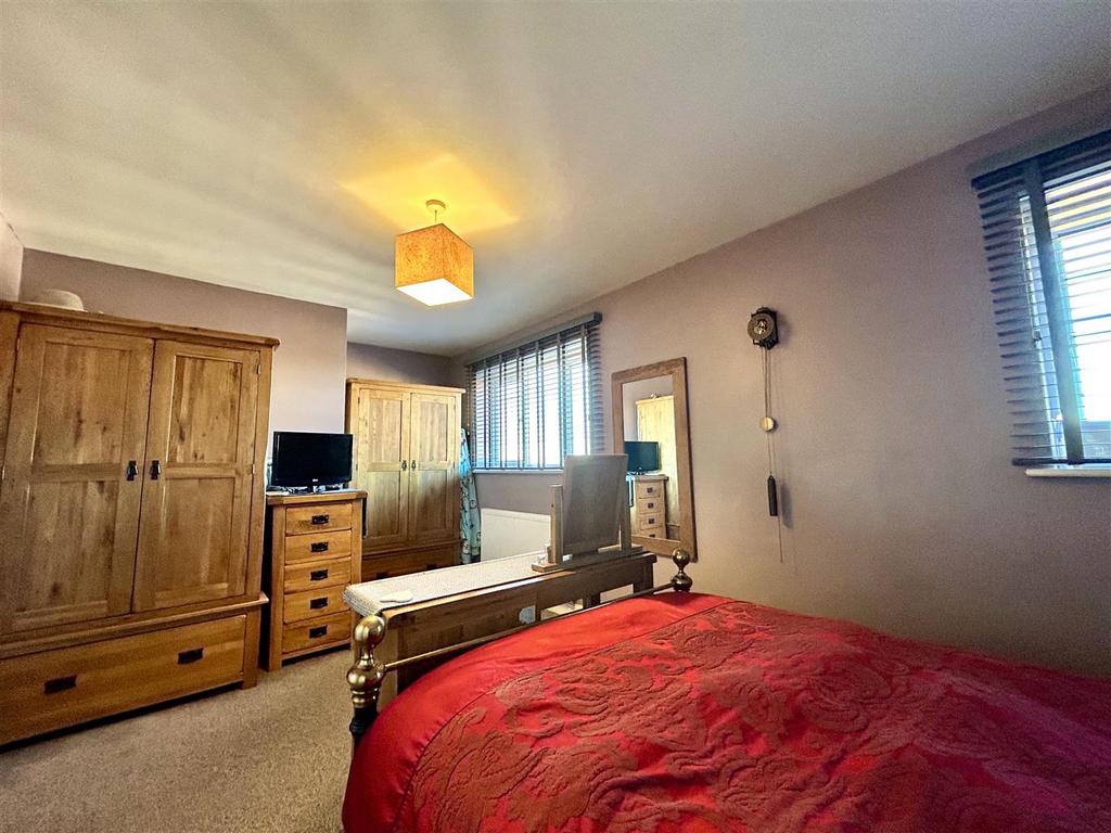 11appletreelanebed12.JPG