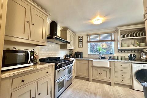 11 Apple Tree Lane, Kippax, Leeds, LS25 7SB