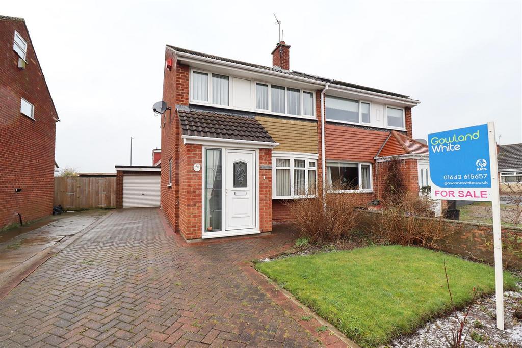 Whinfield Close, StocktonOnTees, TS19 8UA 3 bed house