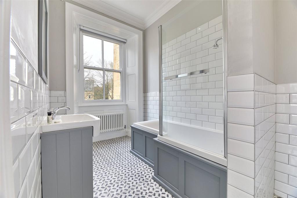 Ensuite