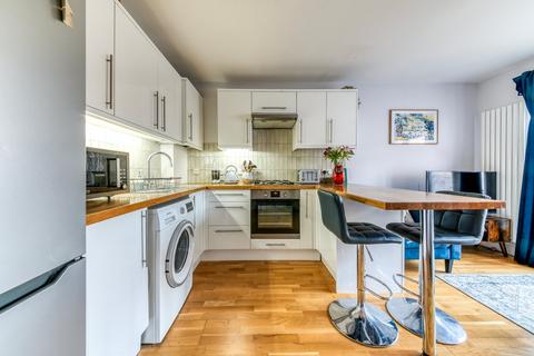 1 bedroom flat for sale, Beulah Road, Thornton Heath, CR7