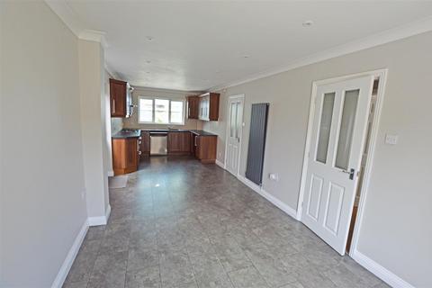 19 Foreman Way, Crowland, Peterborough, PE6 0DJ