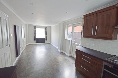 19 Foreman Way, Crowland, Peterborough, PE6 0DJ