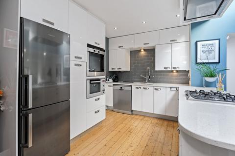 9 Belsize Avenue, London, W13 9TF