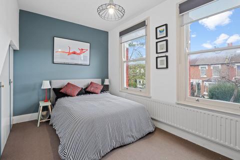 9 Belsize Avenue, London, W13 9TF