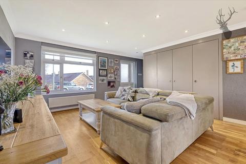19 The Gladeway, Waltham Abbey, EN9 1LL