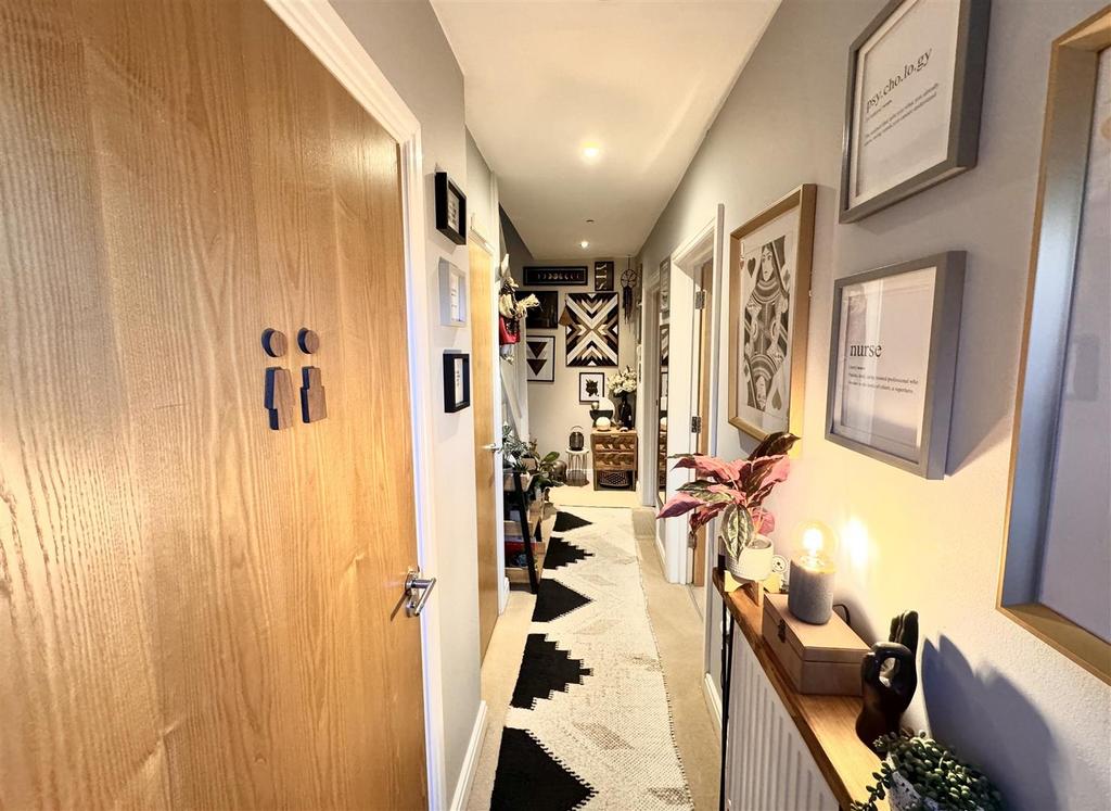 Nursery Road, Bournemouth 2 bed £1,300 pcm (£300 pw)