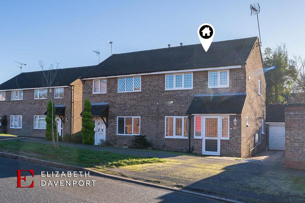 Jacox Crescent, Kenilworth 3 bed semidetached house for sale £390,000