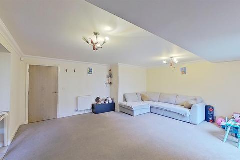 2 bedroom maisonette for sale, Goodrington Place, Broughton, Milton Keynes