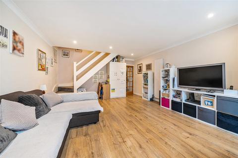 3 bedroom terraced house for sale, Bellamy Close, Watford WD17