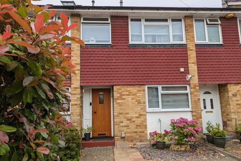 3 bedroom house for sale, Bellamy Close, Watford WD17