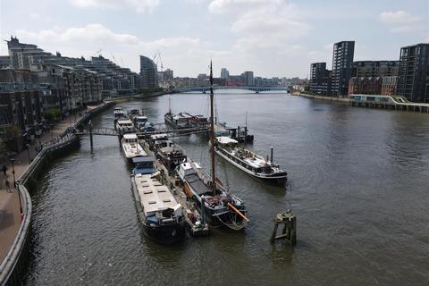 3 bedroom houseboat for sale, Clove Hitch Quay, London SW11
