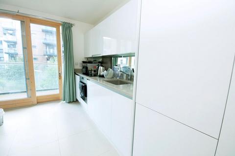 Studio for sale, Cobblestone Square, London E1W