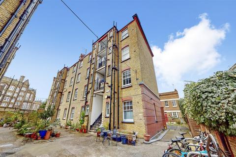 1 bedroom apartment for sale, Welwyn Street, London E2