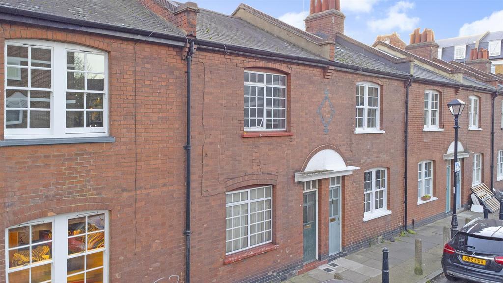 Cyprus Street, London E2 3 bed terraced house for sale £839,950