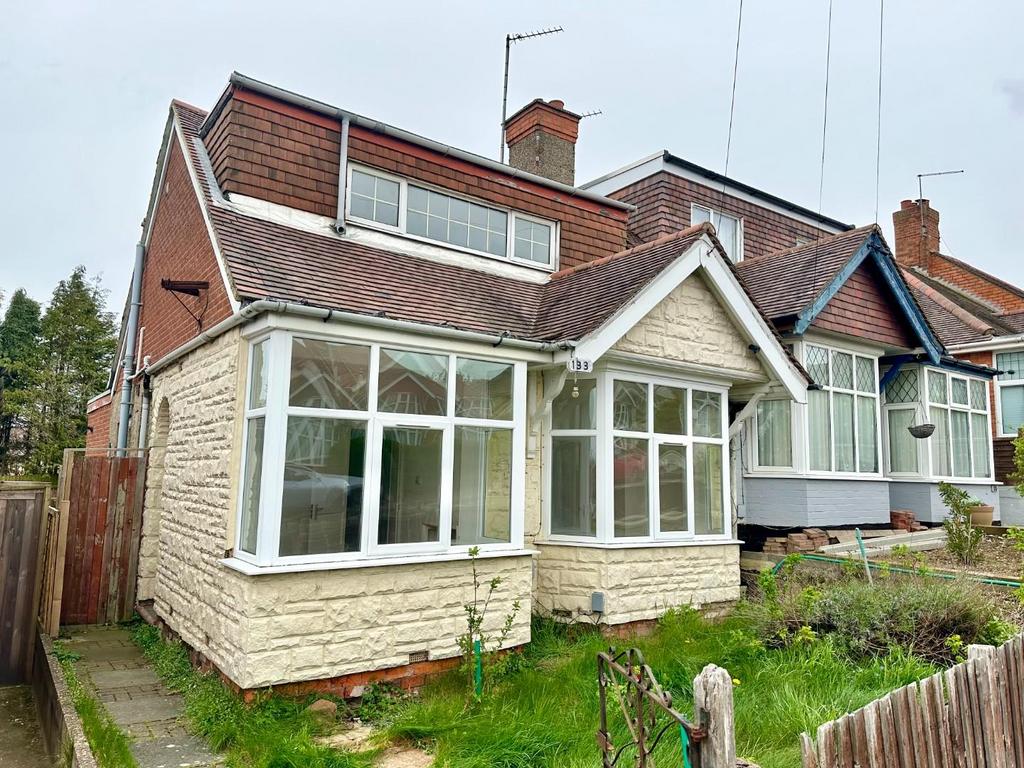 Ruskin Road, Kingsthorpe, Northampton... 4 bed semidetached house for