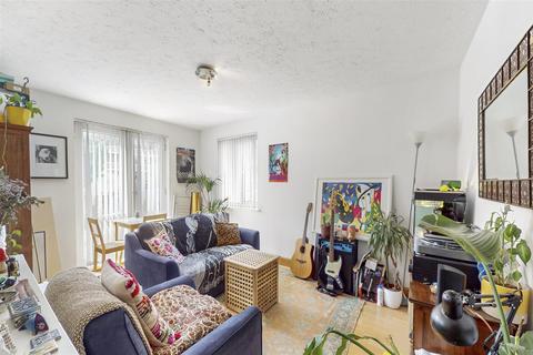 Flat 1, Astra Apartments, 250 Globe Road, London, E2 0LW