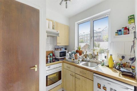 Flat 1, Astra Apartments, 250 Globe Road, London, E2 0LW