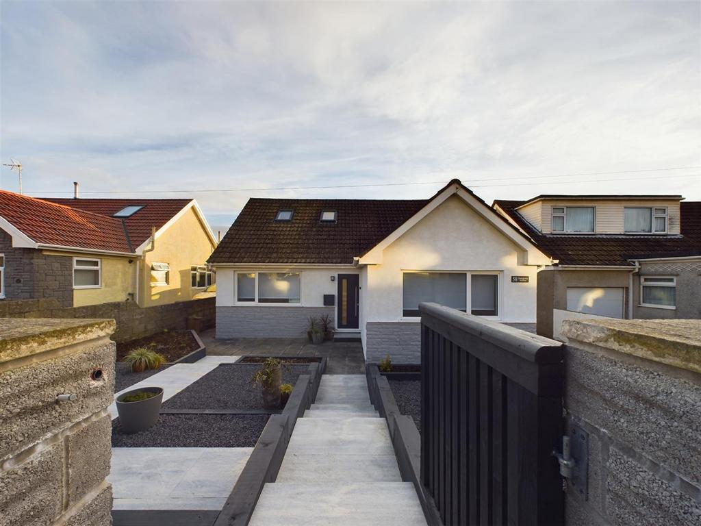 Danygraig Avenue, Porthcawl CF36 4 bed detached bungalow for sale £