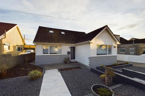 4 bedroom detached bungalow for sale, Danygraig Avenue, Porthcawl CF36