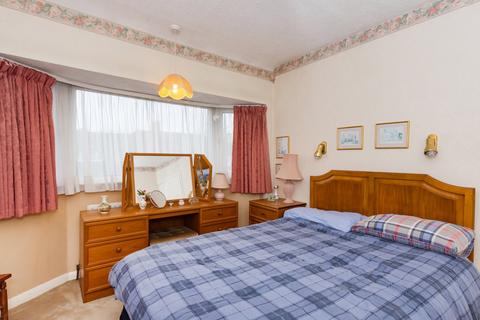 69 Rosebery Avenue, Sidcup, DA15 8HZ