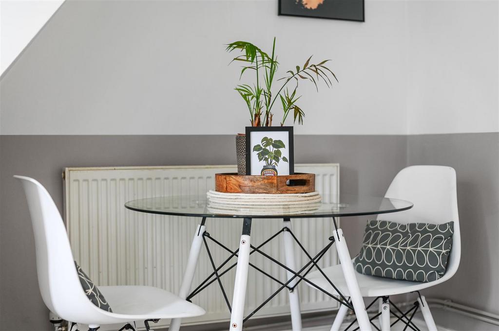 Kitchen Dining Space