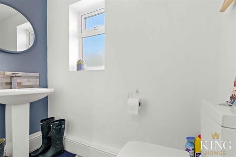 175 Birchfield Road, Redditch, B97 4LU