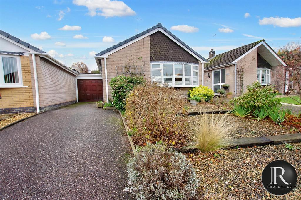 Riders Way, Rugeley WS15 2 bed bungalow for sale £260,000