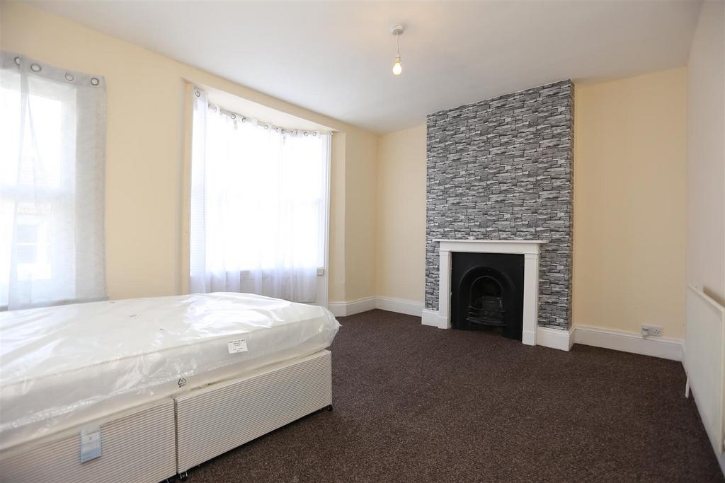 7 Campbell Road - NEW (5).JPG