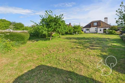 4 bedroom detached house for sale, Dormy Houses, East Road, East Mersea CO5