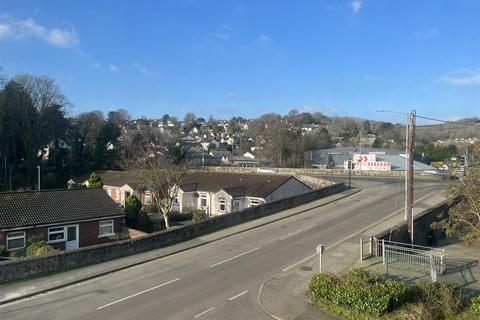 Flat 13, Park House Bridge Road, St Austell, PL25 5HD