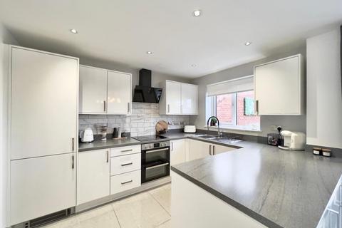 31 Folly Way, Barnsley, S71 2SP