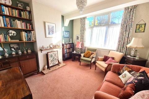 23 Lyndon Avenue, Wallington, SM6 7JT