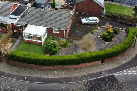 11 Bryngolau, Tonyrefail, Porth, CF39 8HW