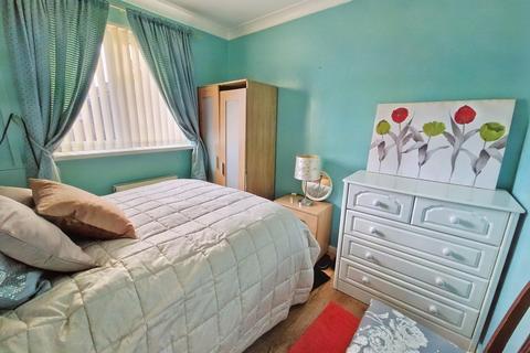 11 Bryngolau, Tonyrefail, Porth, CF39 8HW