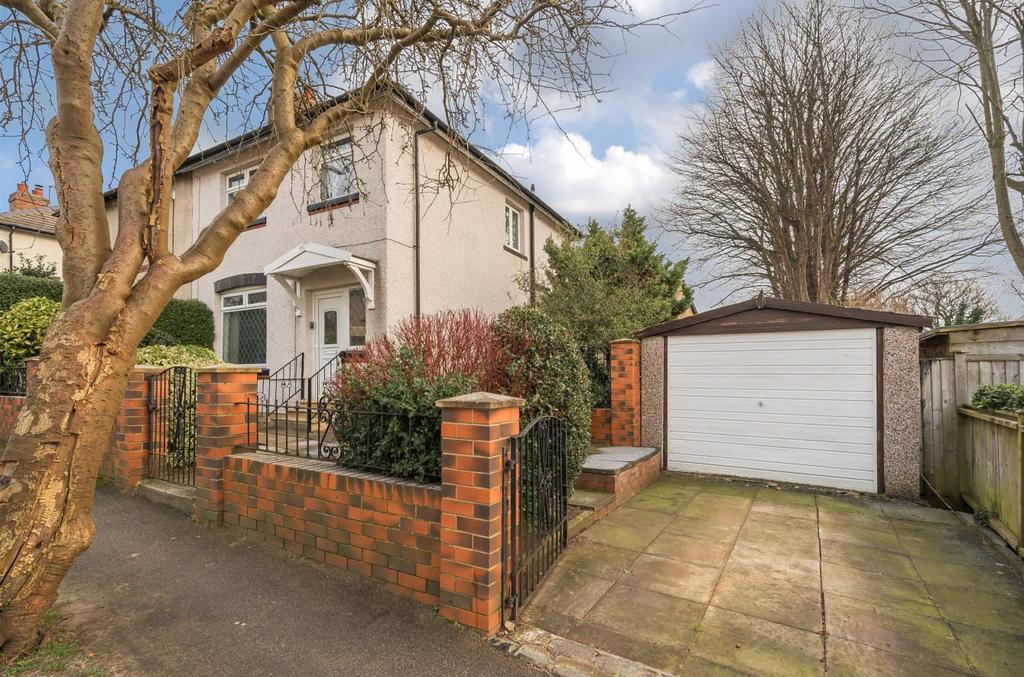 Newlaithes Gardens, Horsforth, Leeds 3 bed semidetached house for sale