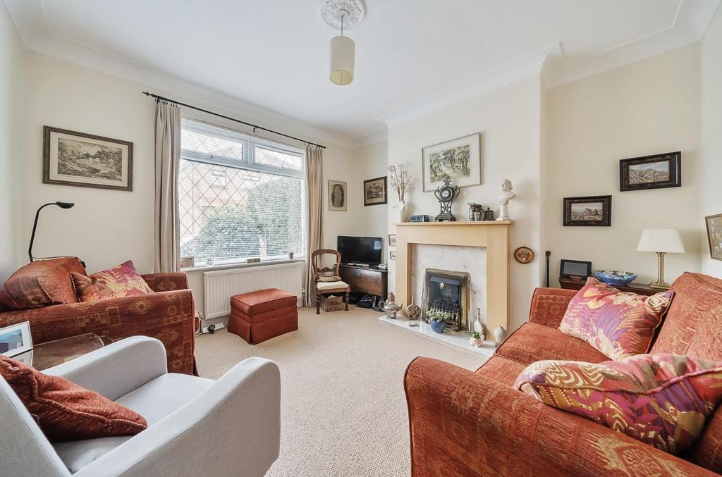 Newlaithes Gardens, Horsforth, Leeds 3 bed semidetached house for sale