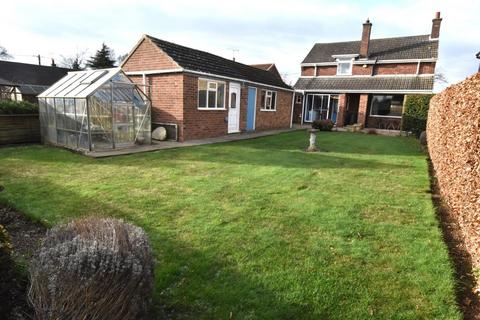 4 Ashberry Drive, Messingham, Scunthorpe, DN17 3QS