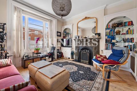 3 bedroom flat for sale, Belsize Road, London, NW6