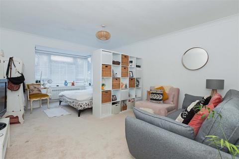1 bedroom flat for sale - Cambridge Road, Worthing