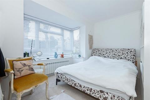 1 bedroom flat for sale, Cambridge Road, Worthing