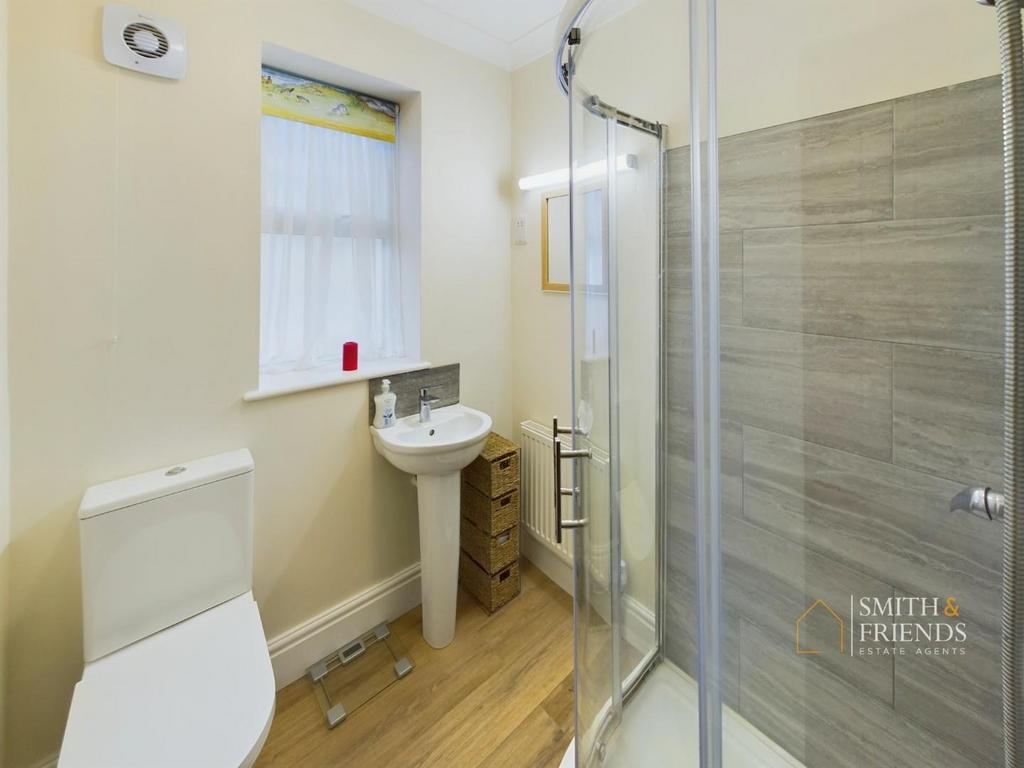 Shower room/w.c.