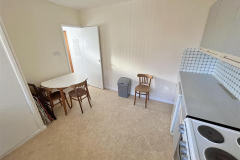 Flat 20, Beech Court Beech Grove, Sale, M33 6RF
